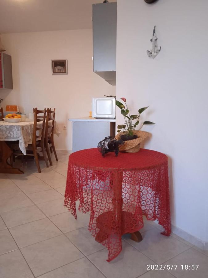 Apartment Ana Stomorska Extérieur photo