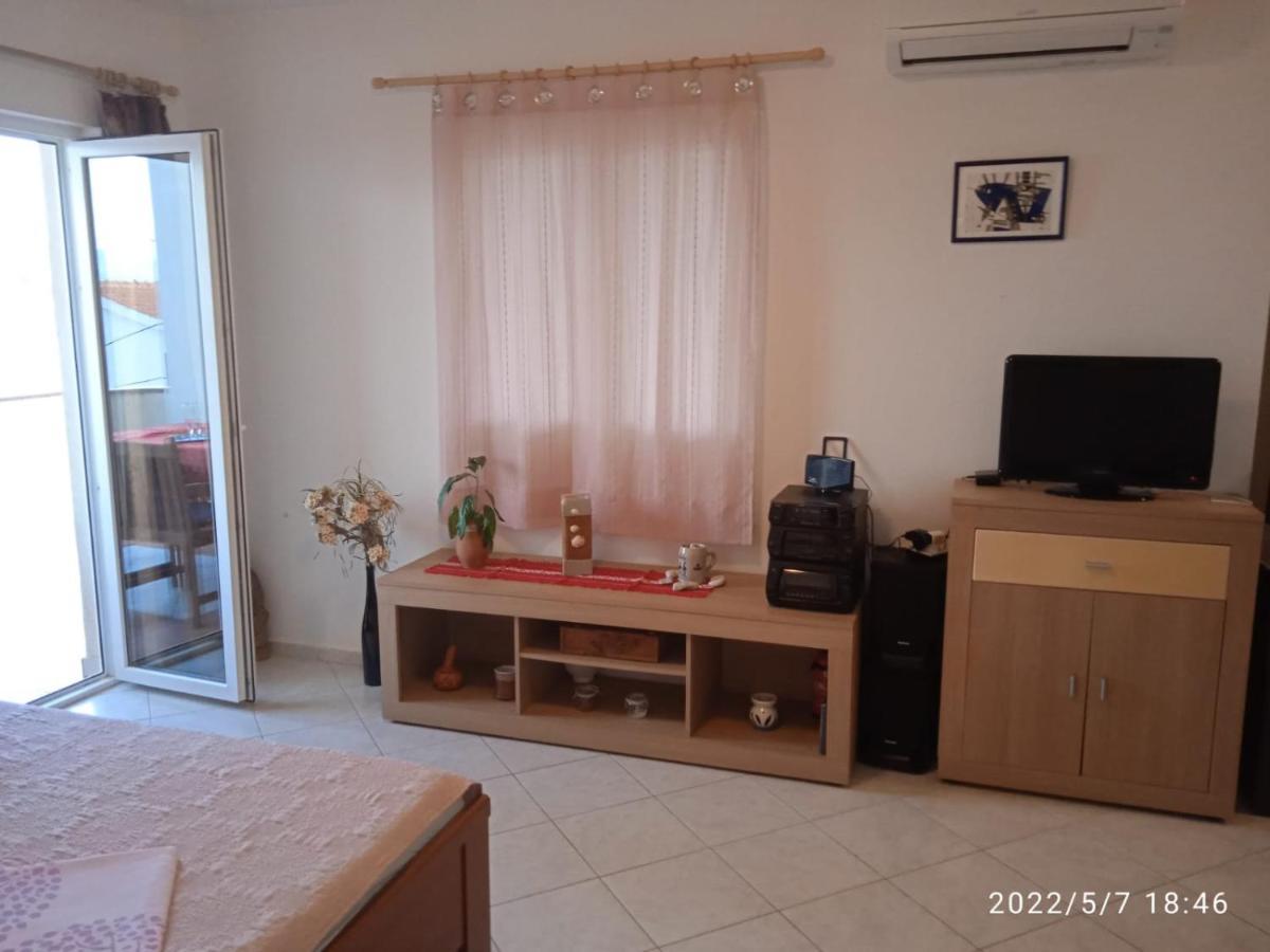 Apartment Ana Stomorska Extérieur photo